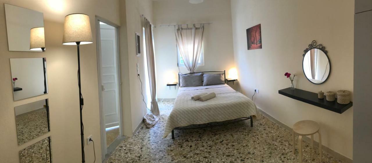 Sunshine'S House Near The Beach, 10 Min From The Airport Артемида Екстериор снимка
